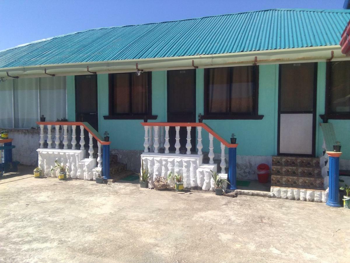 Mwr Pension House By Cocotel (Adults Only) Oslob Exterior foto