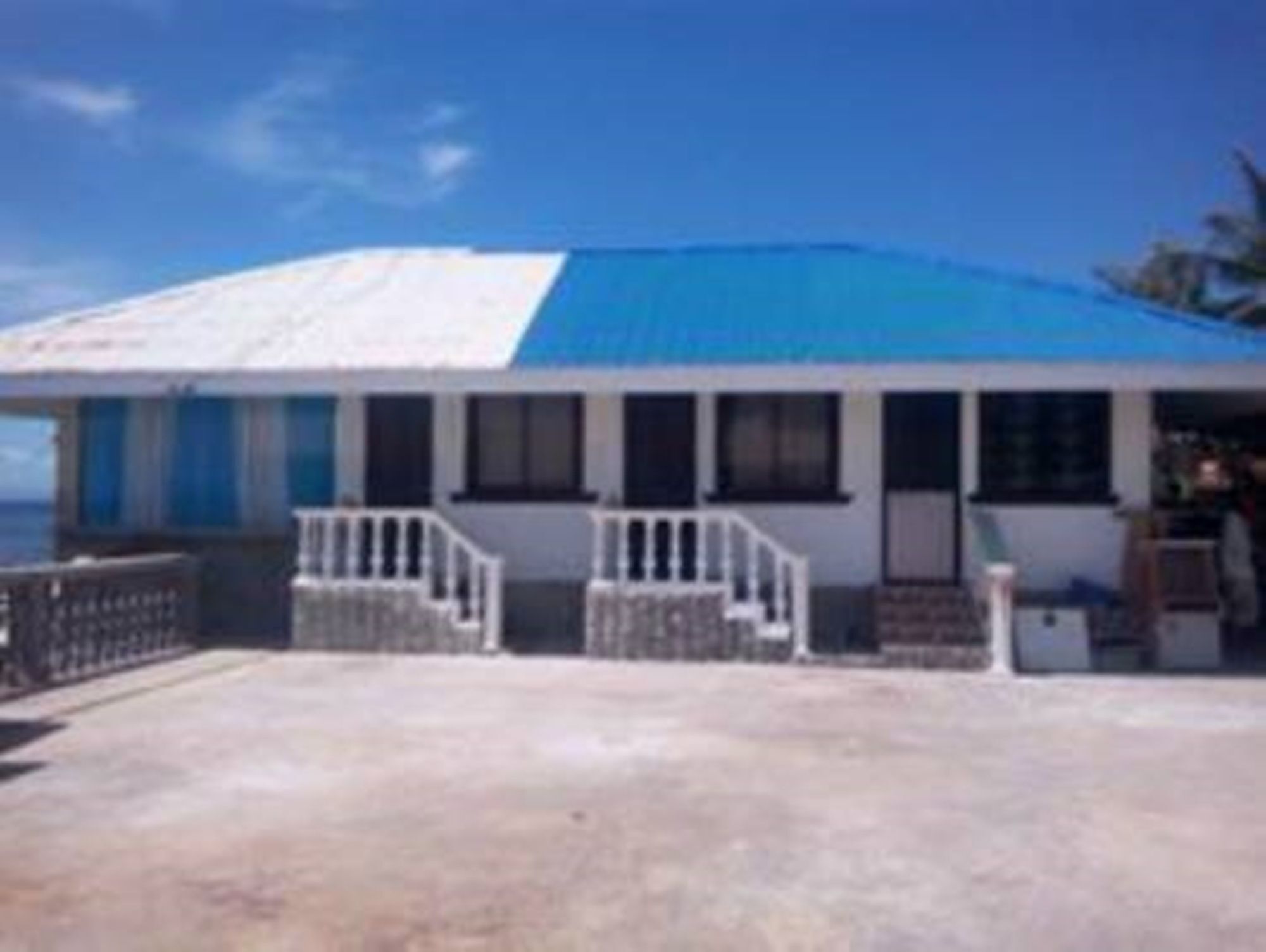 Mwr Pension House By Cocotel (Adults Only) Oslob Exterior foto